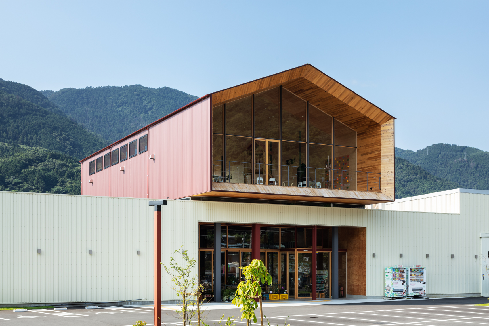 地域交流施設　箸蔵とことん