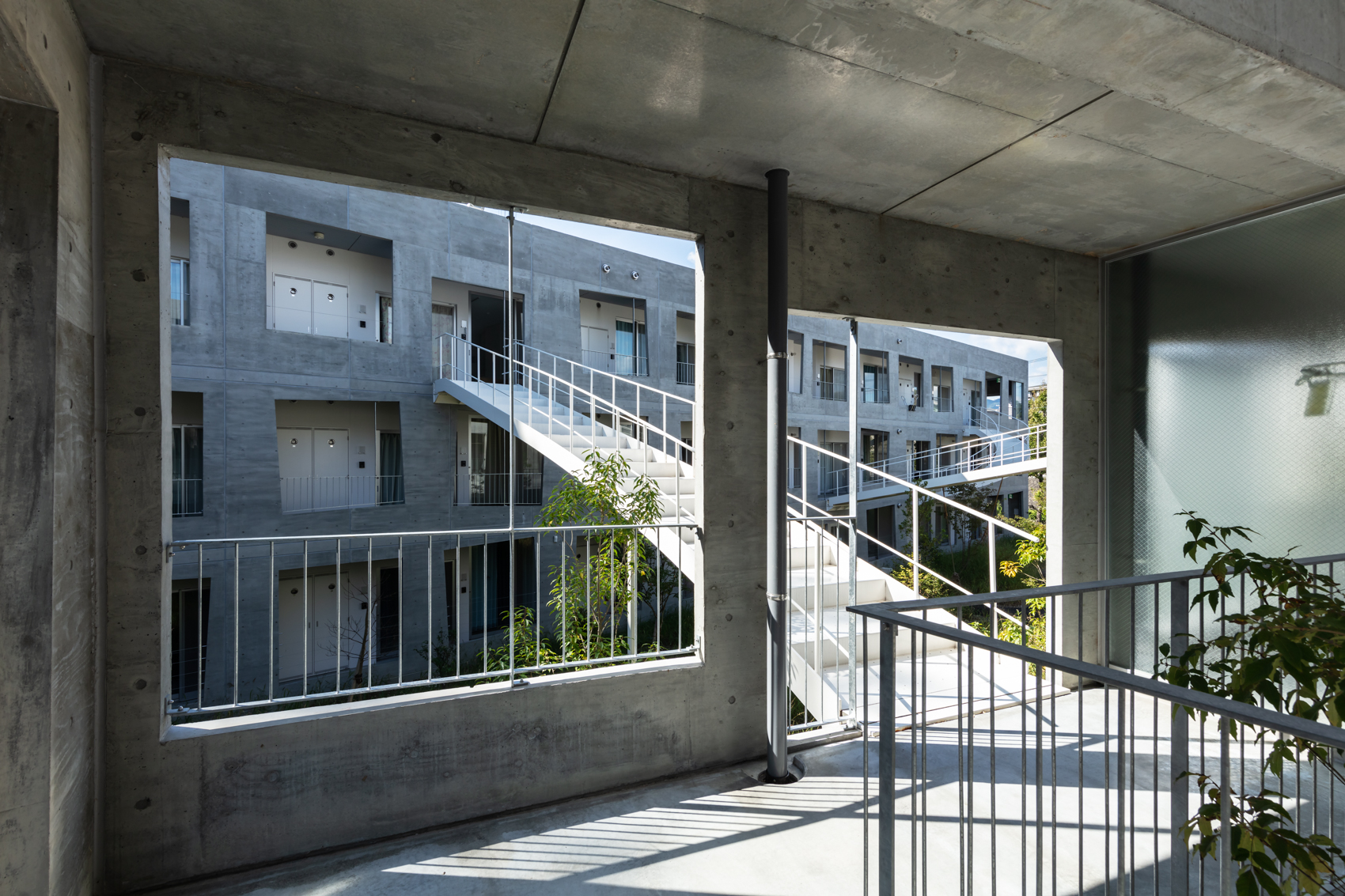 成安造形大学アパートメント　YOHAKU