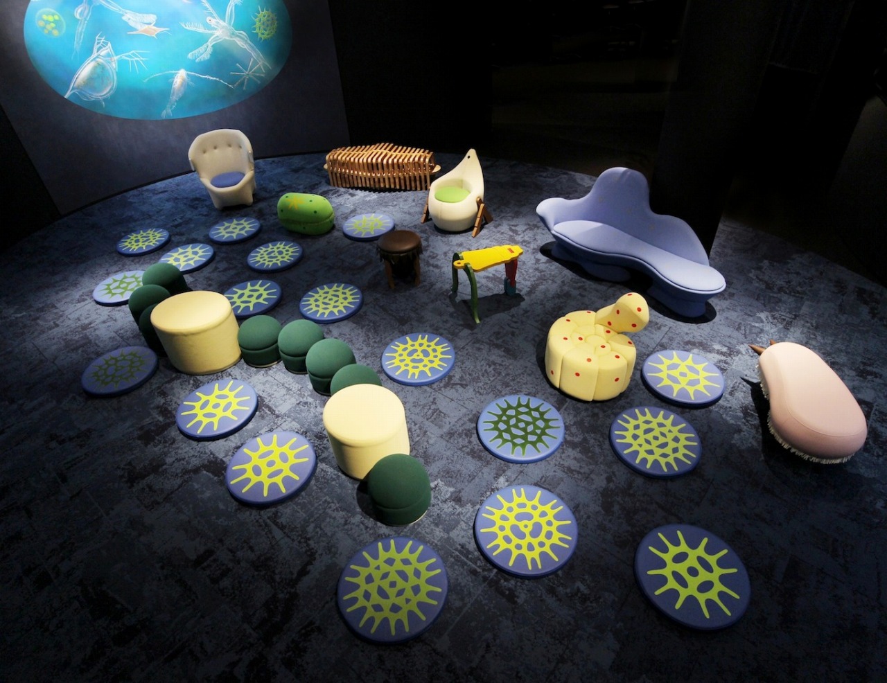 マイクロワールドシアターチェア