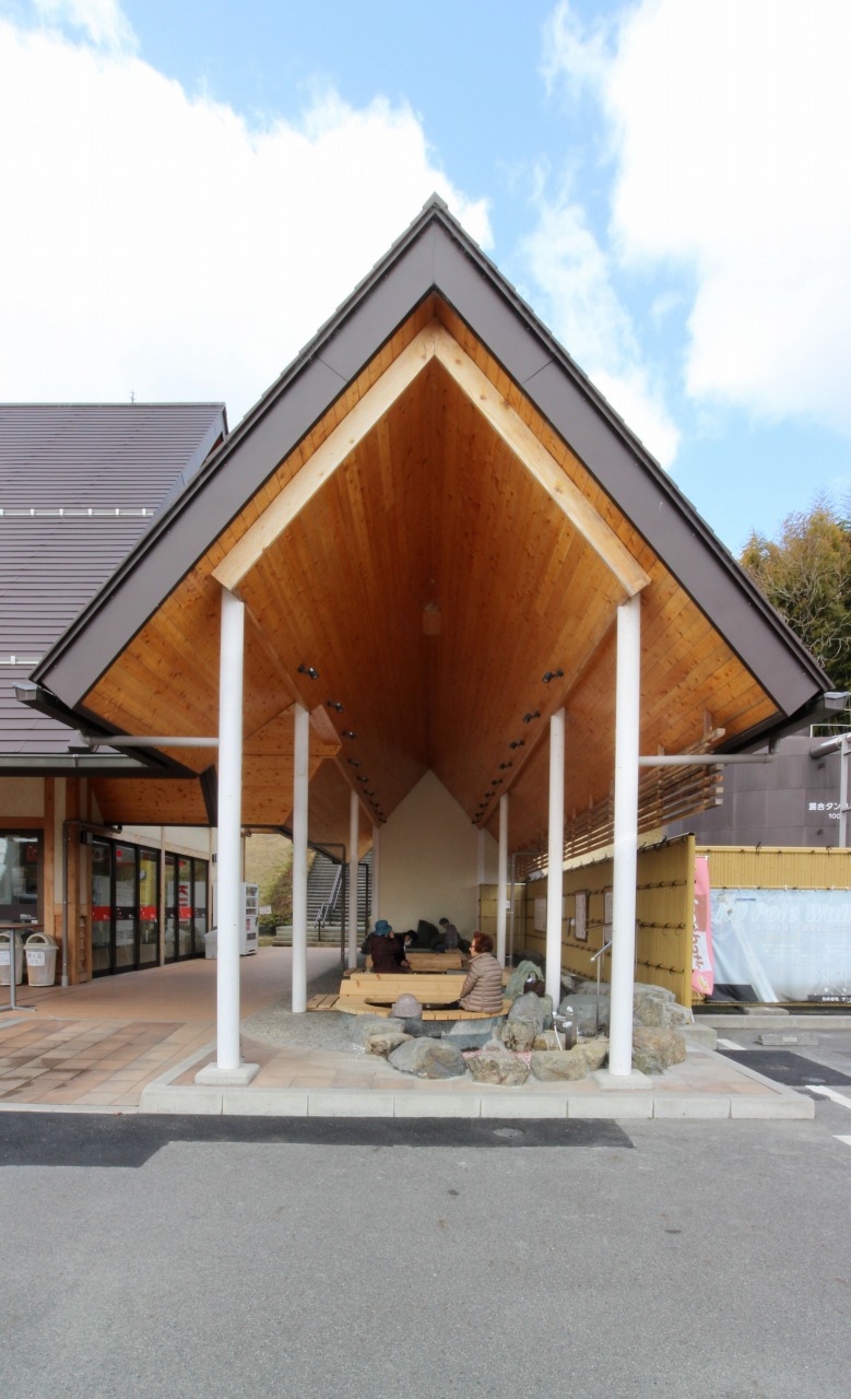 おごと温泉観光公園足湯施設