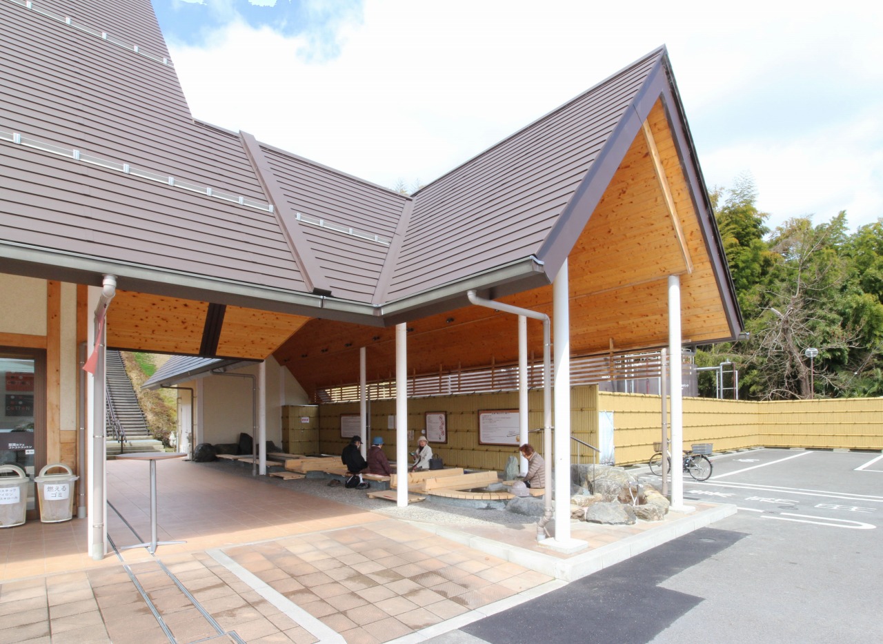 おごと温泉観光公園足湯施設